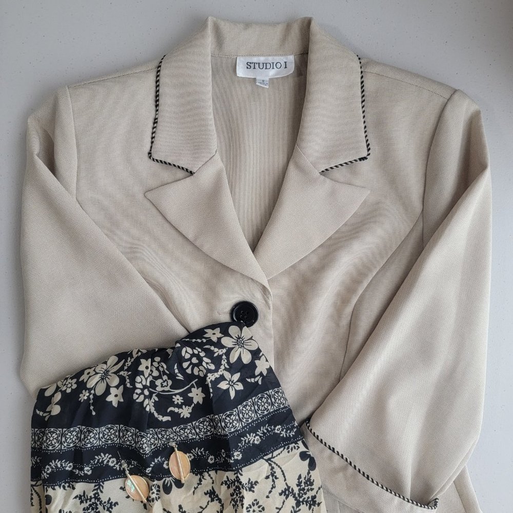 NEW - Studio I Women Skirt Blazer 2pc set Black & Beige/Size 8